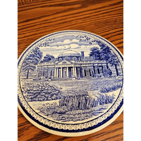 Vintage Staffordshire Pottery Trivet Depicting Monticello - Picture 3 of 5